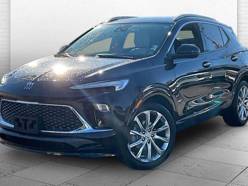 Used 2024 Buick Encore GX Avenir w/ Avenir Technology Package image 10