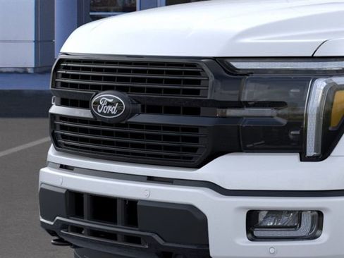 New 2025 Ford F150 Platinum w/ FX4 Off-Road Package image 17