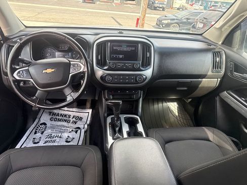 Used 2018 Chevrolet Colorado LT w/ LT Convenience Package AWD/4WD image 16