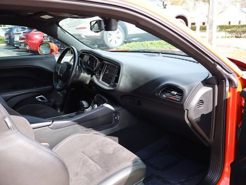 Used 2021 Dodge Challenger R/T Scat Pack w/ Plus Package image 24