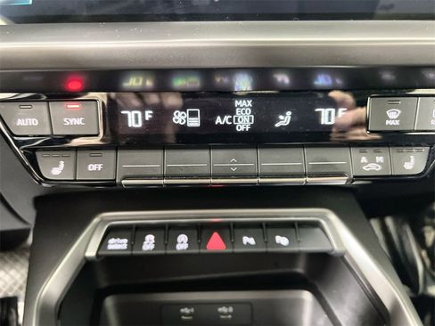 Used 2024 Audi A3 2.0T Premium image 17