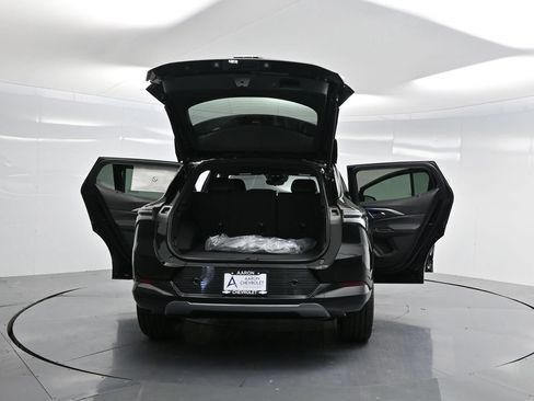 New 2025 Chevrolet Equinox EV LT w/ Convenience Package II AWD/4WD image 39