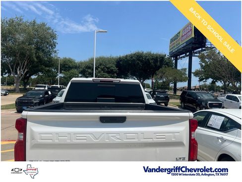 Used 2020 Chevrolet Silverado 1500 LTZ AWD/4WD image 14