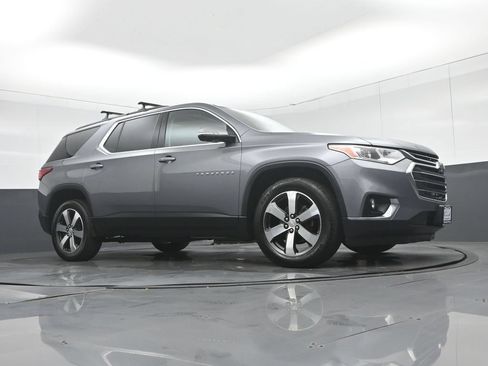 Used 2020 Chevrolet Traverse LT w/ LT Premium Package AWD/4WD image 68