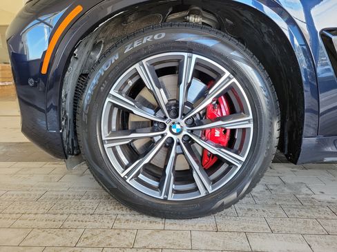 Used 2025 BMW X5 M60i image 12