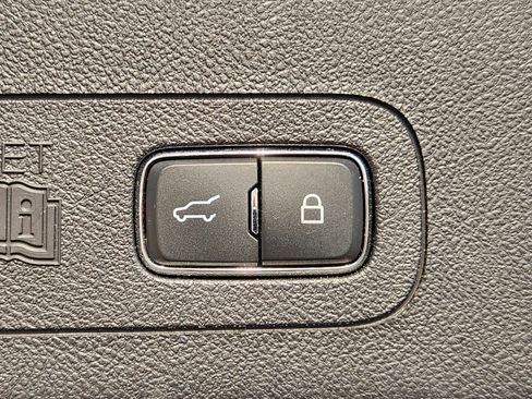 Used 2022 Lincoln Aviator Reserve w/ Equipment Group 201A image 37