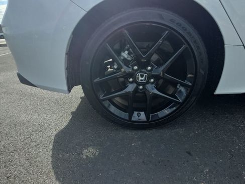 Certified 2025 Honda Civic Sport image 9