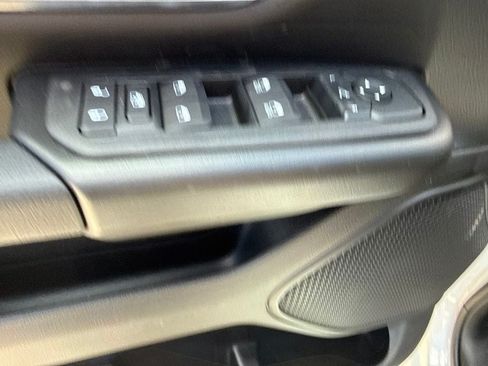 New 2026 RAM 1500 4x4 Crew Cab image 23