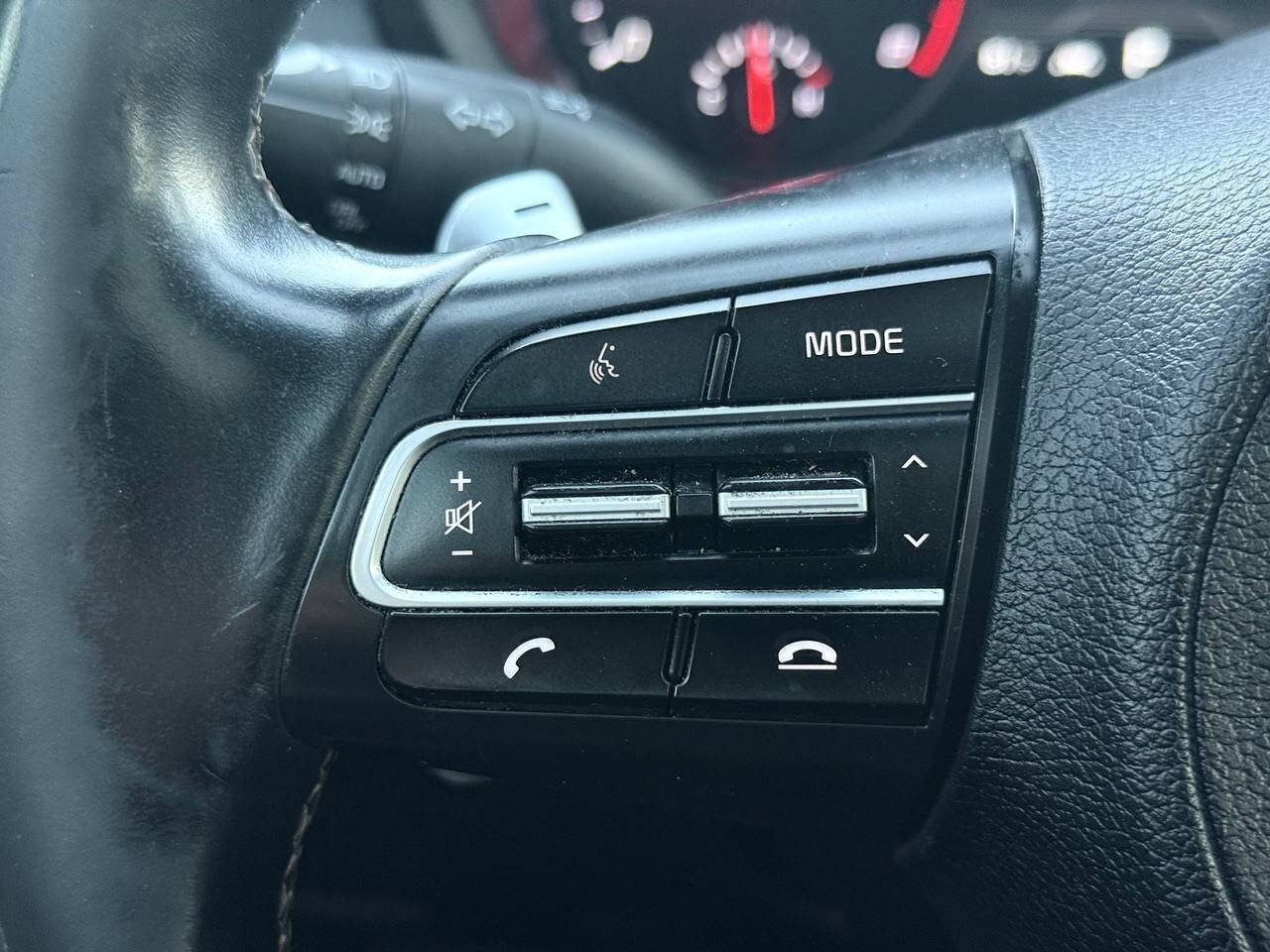 Used 2019 Kia Stinger Premium AWD/4WD image 32
