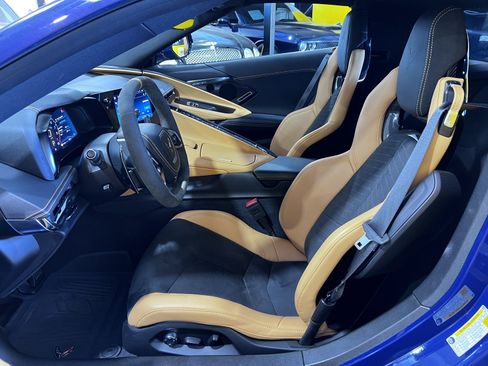 Used 2025 Chevrolet Corvette Z06 w/ Z07 Performance Package RWD image 14