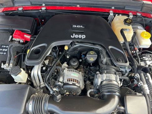 Used 2019 Jeep Wrangler Unlimited Sport S image 44