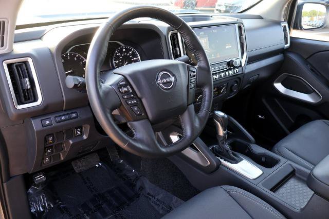 Certified 2025 Nissan Frontier SV w/ SV Convenience Package RWD image 16