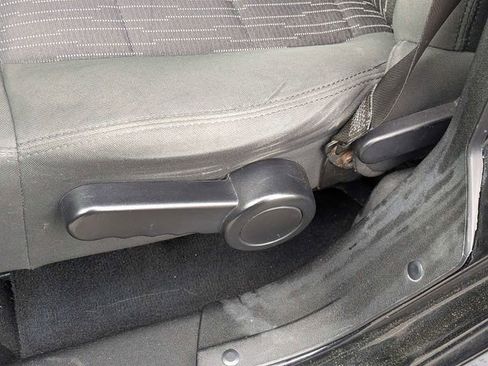 Used 2012 Jeep Wrangler Unlimited Sport image 19