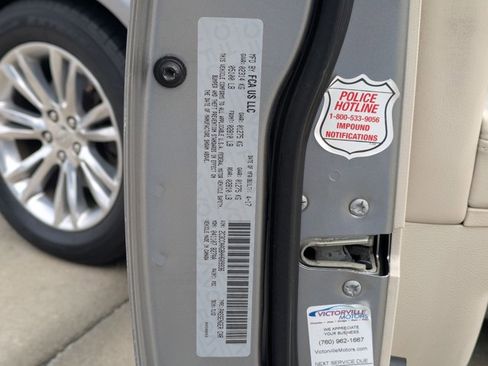 Used 2017 Chrysler 300 Limited image 24