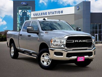 Used 2024 RAM 2500 Tradesman w/ Chrome Appearance Group