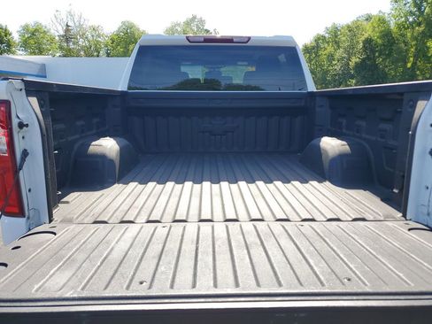 Used 2023 Chevrolet Silverado 1500 LT Trail Boss w/ Protection Package AWD/4WD image 9