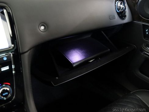 Used 2019 Jaguar XJ L Portfolio image 27