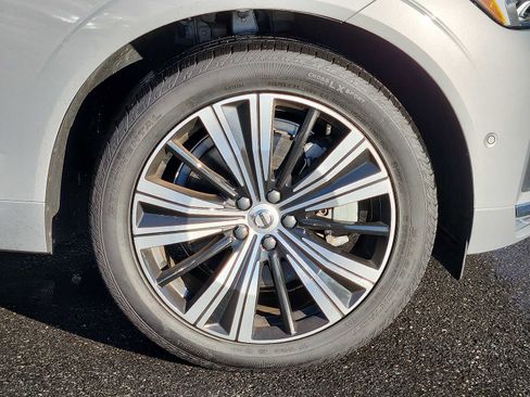 Certified 2023 Volvo XC60 B6 Ultimate image 9