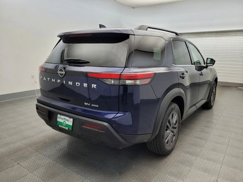 Used 2022 Nissan Pathfinder SV AWD/4WD image 9
