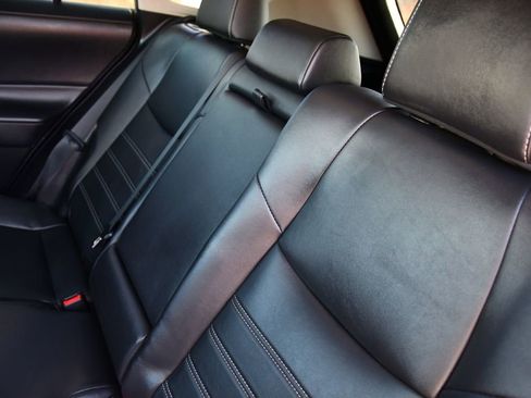 Used 2024 Toyota RAV4 XLE Premium image 11