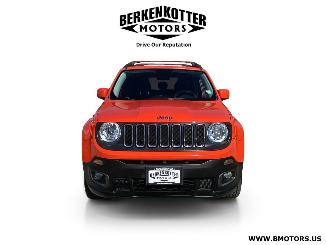 Used 2016 Jeep Renegade Latitude w/ Popular Equipment Group AWD/4WD image 8
