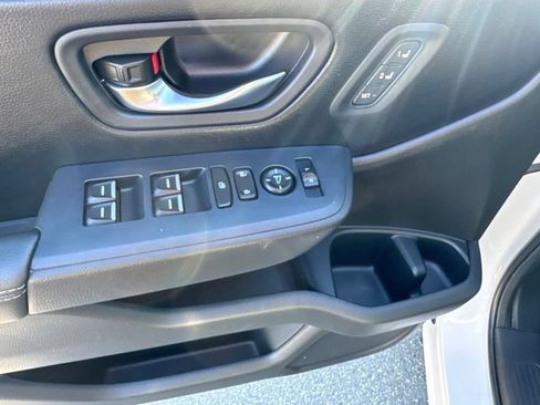 Used 2025 Honda Pilot EX-L image 25