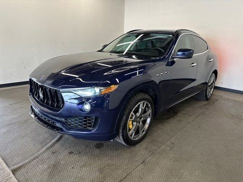 Used 2017 Maserati Levante S image 3