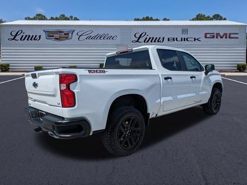 Used 2023 Chevrolet Silverado 1500 LT Trail Boss AWD/4WD image 4