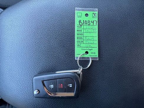 Certified 2025 Toyota RAV4 LE image 30