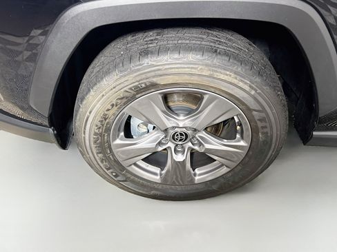 Used 2025 Toyota RAV4 XLE w/ Convenience Package AWD/4WD image 14