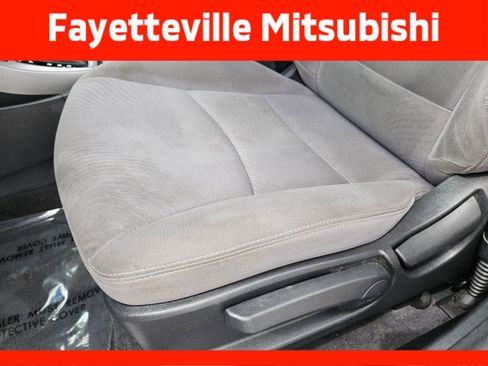 Used 2015 Hyundai Elantra SE FWD image 8