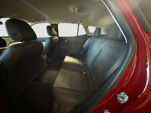 New 2026 Chevrolet Trax LT w/ Midnight Edition FWD image 24