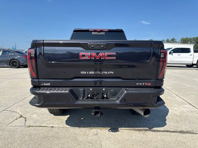 Used 2024 GMC Sierra 2500 AT4 w/ AT4 Premium Plus Package AWD/4WD image 4