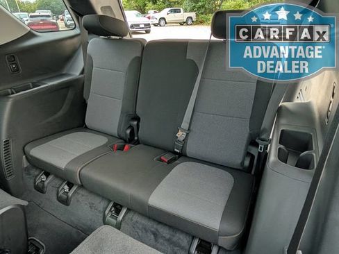 Used 2021 Chevrolet Traverse LT FWD image 23