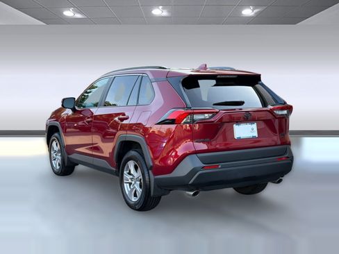 Used 2025 Toyota RAV4 XLE w/ Convenience Package AWD/4WD image 3