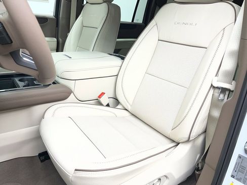 New 2026 GMC Yukon XL Denali w/ Sun & Power Step Package image 9