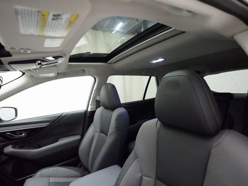 Used 2024 Subaru Outback Onyx Edition XT image 32