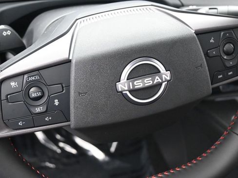 New 2026 Nissan Sentra SR w/ Floor Mat Package FWD image 12