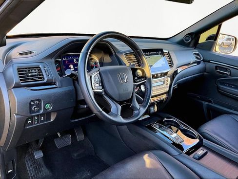 Used 2022 Honda Pilot Black Edition image 14
