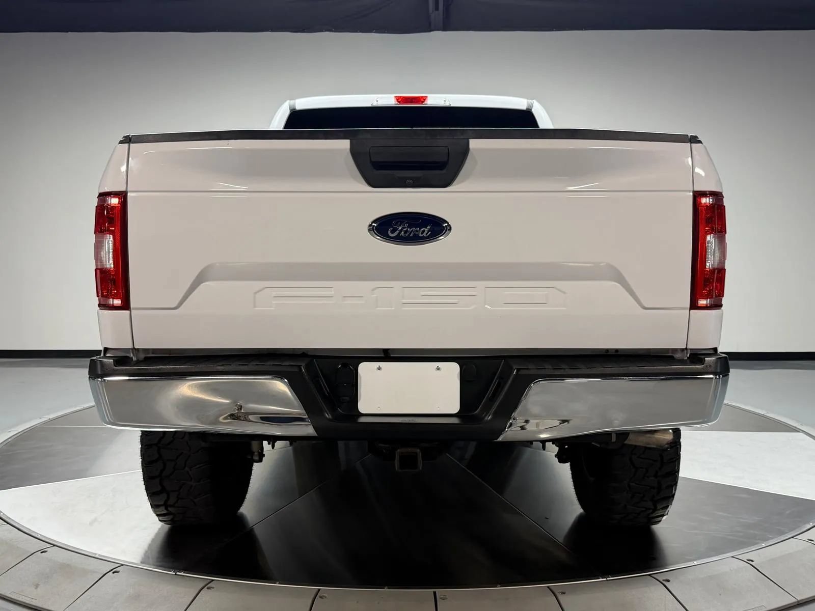Used 2018 Ford F150 XLT w/ Equipment Group 301A Mid RWD image 5