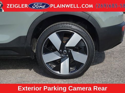 Used 2023 Volvo C40 P8 Recharge Ultimate AWD/4WD image 9