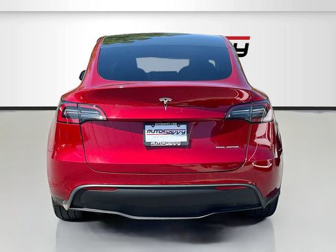 Used 2024 Tesla Model Y Long Range AWD/4WD image 6
