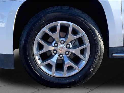 Used 2018 GMC Yukon SLT w/ Open Road Package RWD image 11