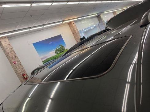 Used 2013 Toyota Sienna XLE FWD image 40