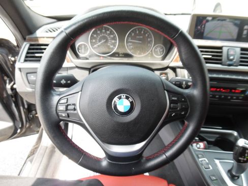 Used 2015 BMW 328i Sedan RWD image 13