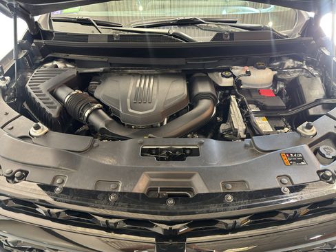 Used 2025 Chevrolet Traverse RS w/ LPO, Floor Liner Package AWD/4WD image 41