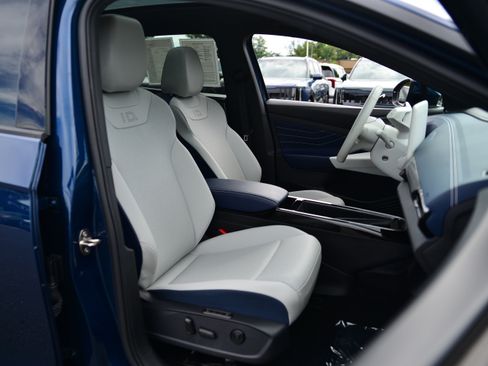 Used 2023 Volkswagen ID.4 S RWD image 13
