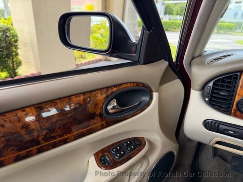 Used 1999 Jaguar XJ8 L RWD image 57