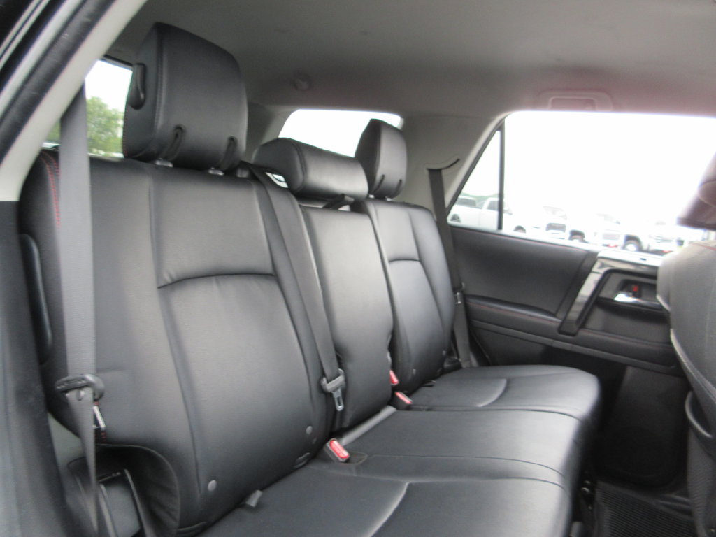 Used 2021 Toyota 4Runner TRD Off-Road Premium AWD/4WD image 21