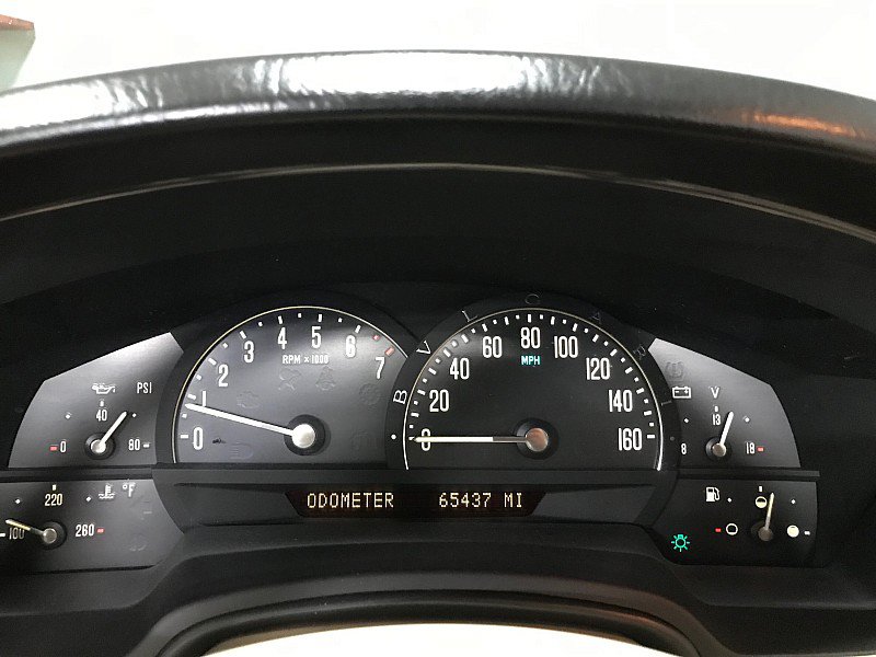 Used 2007 Cadillac XLR RWD image 24